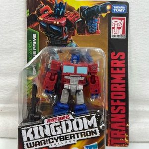 Transformers Hasbro Kingdom WFC-K1 Core Class Optimus Prime!